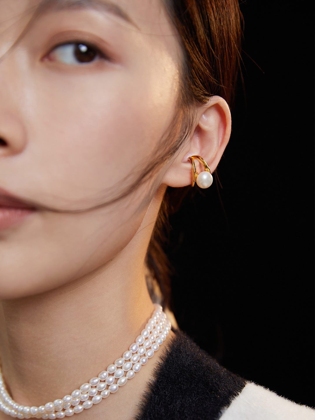 Pearl ear clip (single price)