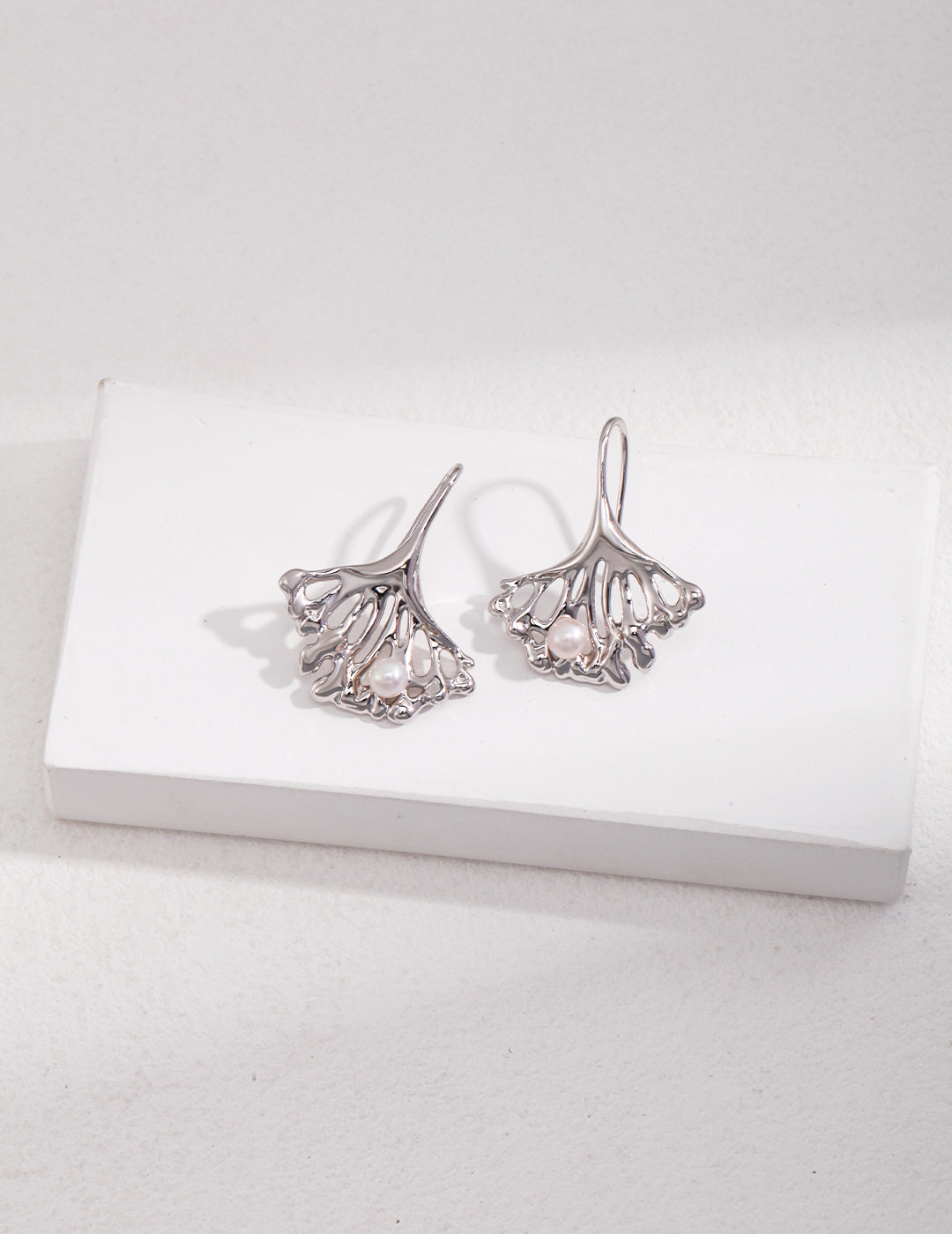 Sterling silver pearl earrings