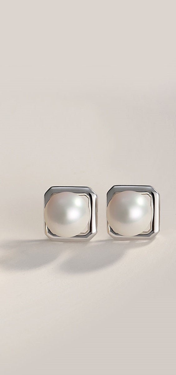 Sterling silver pearl earrings