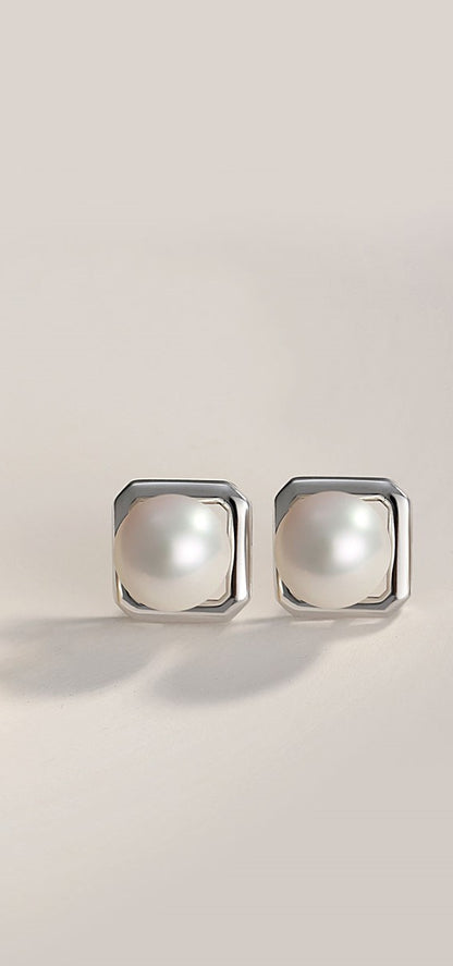 Sterling silver pearl earrings